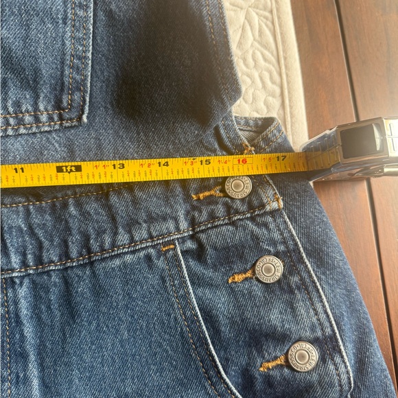 Levi’s Vintage Women’s Denim Overalls - Picture 8 of 10